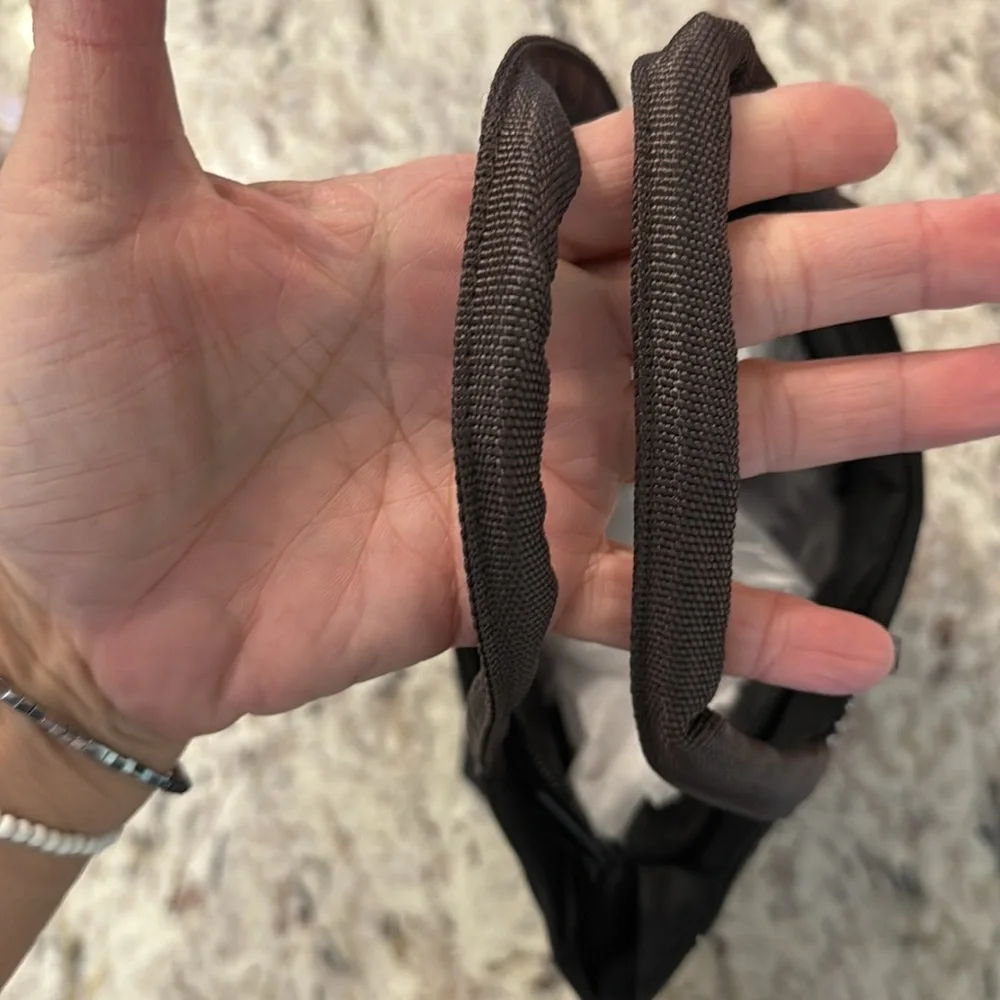 Purse - Picture 2 of 3